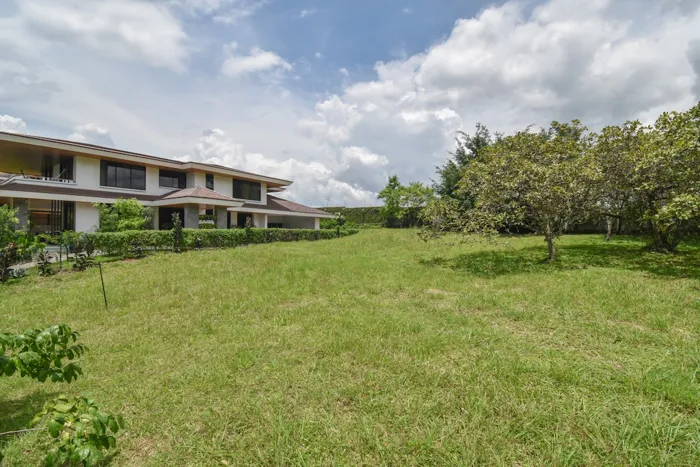 Lote de 1080m2 en Hacienda Espinal en San Rafael, Alajuela — $315,000 - Foto 2 de 17