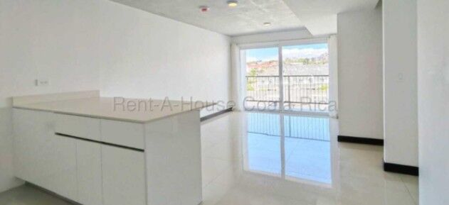 VENTA DE APARTAMENTO EN CONDOMINIO KHAYA CURRIDABAT in Granadilla, Curridabat, San José — $185,000