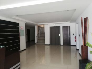 Se vende espacioso apartamento en Uruca San José 24-1158 en Santa Ana, San José — $198,000 - Foto 5 de 15
