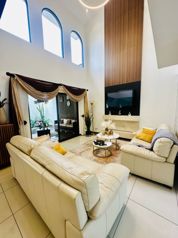 SAN JOAQUIN VENTA CASA RESIDENCIAL en San Joaquín, Flores, Heredia — 175 000 000 ₡ - Foto 3 de 47