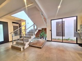 Venta de casa contemporánea en Ipis, Goicoechea. (AD) en Ipís, Goicoechea, San José — $365,000 - Foto 4 de 20