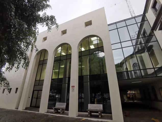 SE ALQUILA EDIFICIO COMERCIAL EN LA URUCA en Uruca, San José — $43,951 - Foto 3 de 79
