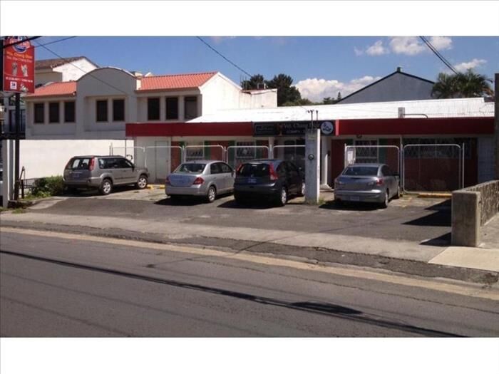 VENTA DE LOCAL, SAN JOSÉ, ESCAZÚ, GUACHIPELÍN en Escazú, San José — $650,000