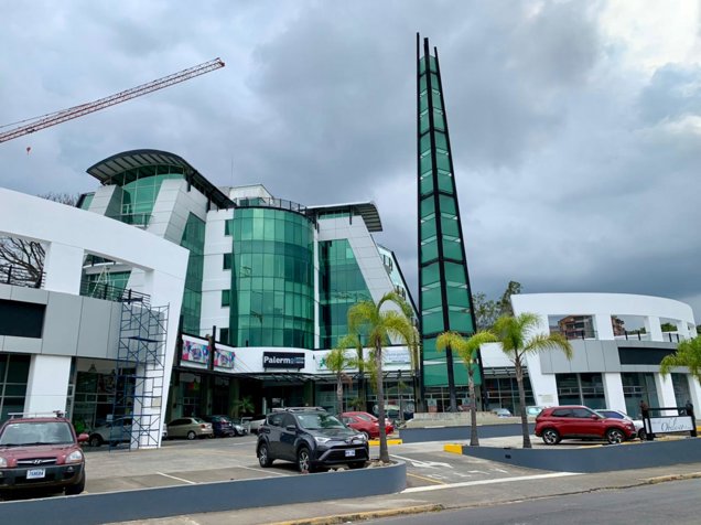 ALQUILER DE OFICINA MODERNA EN SAN RAFAEL, ESCAZU en San Rafael, Escazú, San José — $6,474