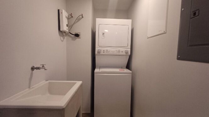 Alquiler de Apartamento en Mata Redonda, San José. RAH 25-1571 en Mata Redonda, San José — $1,200