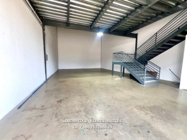 Bodega en alquiler Escazu 221 metros /para almacenamiento en Escazú, San José — $3,308
