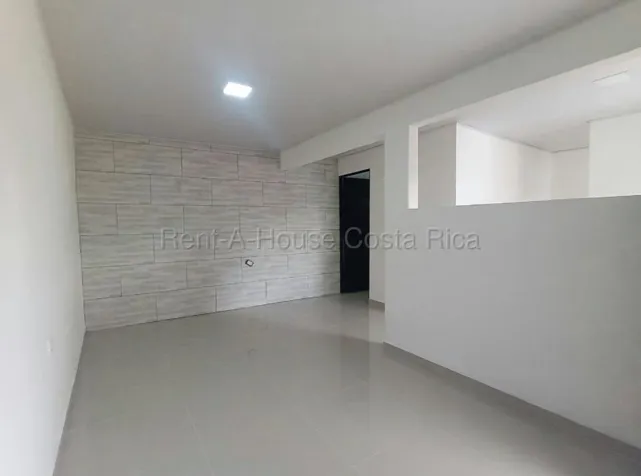 Alquiler de Apartamento en La Guaria, San Rafael Arriba #27-919 GS en San Rafael Arriba, Desamparados, San José — ₡ 250 000 - Foto 2 de 7