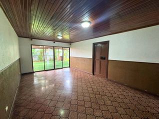 Casa amplia en venta en Palmares – Excelente ubicación in La Granja, Palmares, Alajuela — 110 000 000 ₡ - Photo 4 of 10