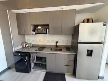 Alquiler de Apartamento Tipo Estudio en Pozos de Santa Ana. RAH 26-2164 in Pozos, Santa Ana, San José — $1,000 - Photo 5 of 16