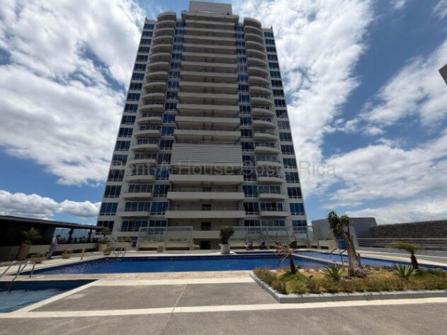 Venta apartamento piso alto 2 hab con balcón y amenidades premium #26-1862 GS in Merced, San José — $220,000