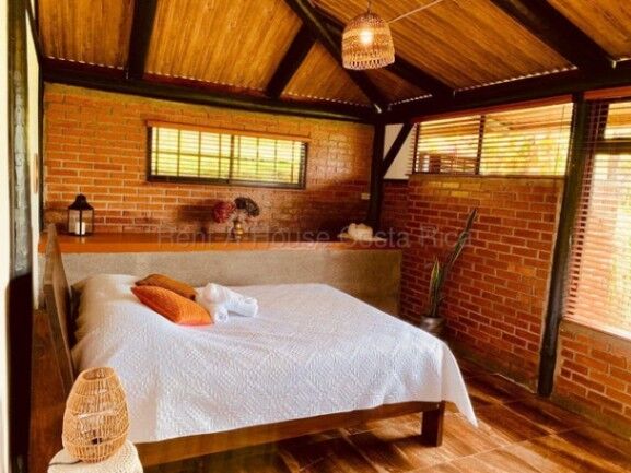🌿Venta de Quinta de Ensueño en Turrialba en Santa Cruz, Turrialba, Cartago — $500,000