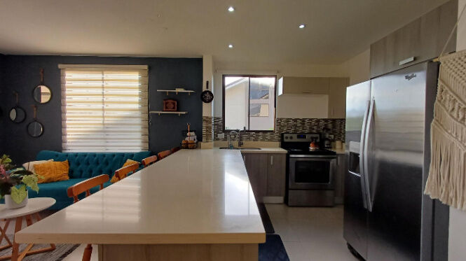 Descubre un estilo de vida único en el Condominio EN VENTA OFC /AD  in Sabanilla, Montes De Oca, San José — $390,000