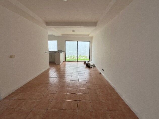 ¡Oportunidad en Santa Ana! Casa con excelente ubicación a precio atractivo $165.000 in Pozos, Santa Ana, San José — $165,000