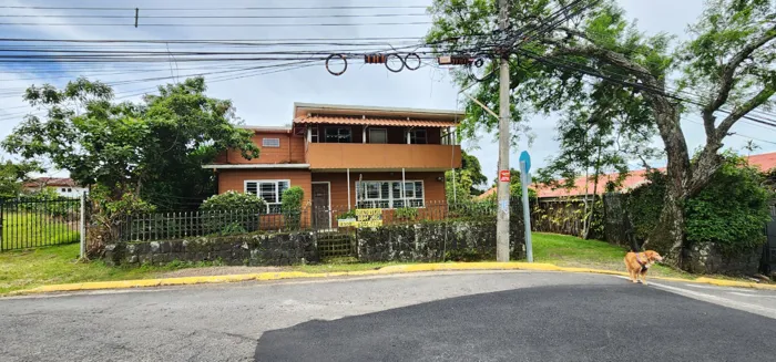 SE VENDE / FINCA / San Rafael de Heredia-- REBAJADA en Ángeles, San Rafael, Heredia — $297,890 - Foto 2 de 39