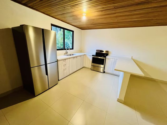 Alquiler de Apartamento en Atenas en Atenas, Alajuela — ₡ 350 000