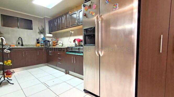 Venta | Casa de 4 habitaciones en San José #26-2265 GS en Gravilias, Desamparados, San José — $217,000