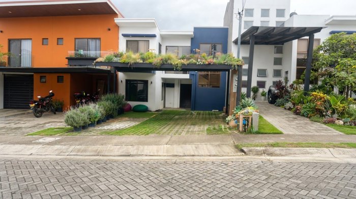 ALQUILER  DE APARTAMENTO AMUEBLADO,  HEREDIA, ULLOA, COND. TERRAFÉ in Ulloa, Heredia — $1,350