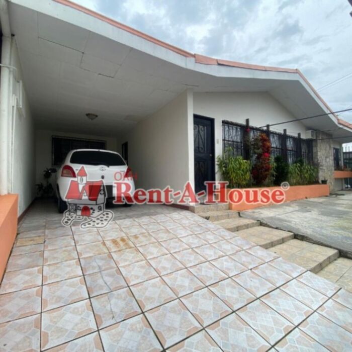 Venta de Casa en San Fco de Dos Ríos, San José. RAH 26-100 en San Francisco de Dos Ríos, San José — $140,000