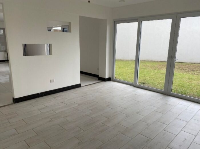 Venta de Casa en San Rafael de Escazû.  in San Rafael, Escazú, San José — $320,000