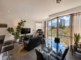 Apartamento en Nunciatura con Parqueo - Photo 2 of 3