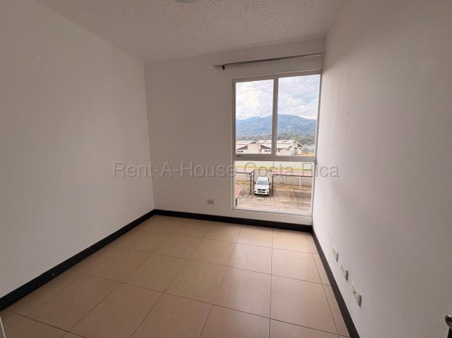 Alquiler de Apartamento en CONCASA-San Rafael de Alajuela. RAH 27-731 en San Rafael, Alajuela — $900 - Foto 3 de 11