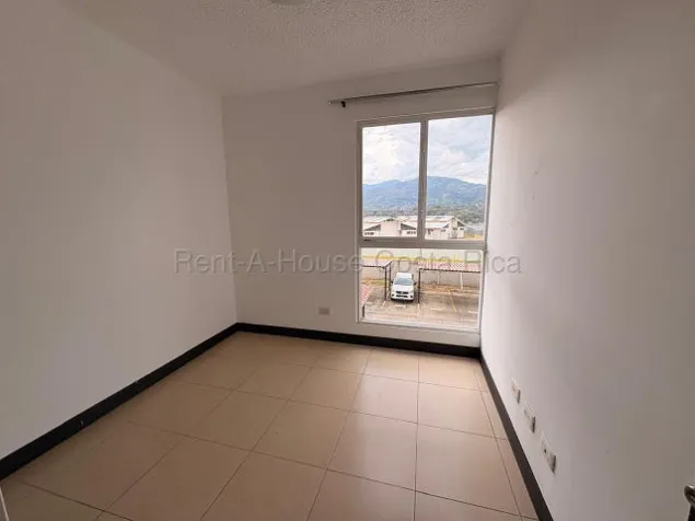 Alquiler de Apartamento en CONCASA-San Rafael de Alajuela. RAH 27-731 en San Rafael, Alajuela — $900 - Foto 3 de 11