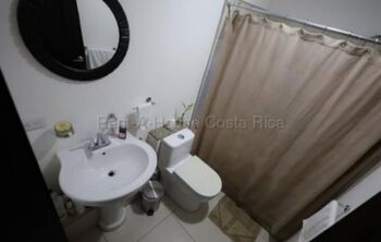 Alquiler de Apartamento en Lomas de Ayarco Sur-Curridabat. RAH 26-2179 in Sánchez, Curridabat, San José — $1,100 - Photo 5 of 10