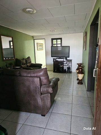 Casa 2 habitaciones, 1 baño completo, garaje para 1 vehículo, corredor, sala amplia, cocina, comedor in San Juan, San Ramón, Alajuela — ₡ 80 000 000 - Photo 2 of 13