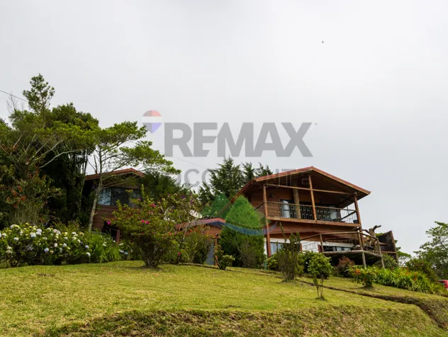 Mountain Farm for Sale with Cabin and Spectacular Views in San Pedro, Poás, Alajuela — $400,000