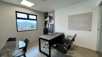 Venta/Alquiler de oficinas en Momentum Pinares, Curridabat (AD) in Sánchez, Curridabat, San José — $409,395 - Photo 3 of 21