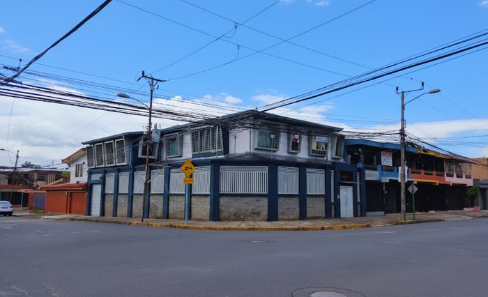 Edificio de Oficinas en Barrio Naciones Unidas in Catedral, San José — $4,000