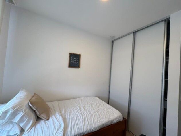 VENDO APARTAMENTO AMOBLADO EN SABANA, SAN JOSÉ. in Carmen, San José — $215,000