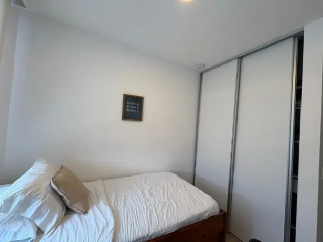 VENDO APARTAMENTO AMOBLADO EN SABANA, SAN JOSÉ. in Carmen, San José — $215,000 - Photo 3 of 20