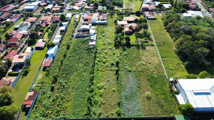 VENTA TERRENO 5618 M2, TOPOGRAFÍA PLANA, BELÉN, HEREDIA en La Ribera, Belén, Heredia — $1,150,000