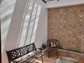 Venta de Estupenda Casa en Belén, Heredia / OFC en San Antonio, Belén, Heredia — $190,000 - Foto 5 de 19