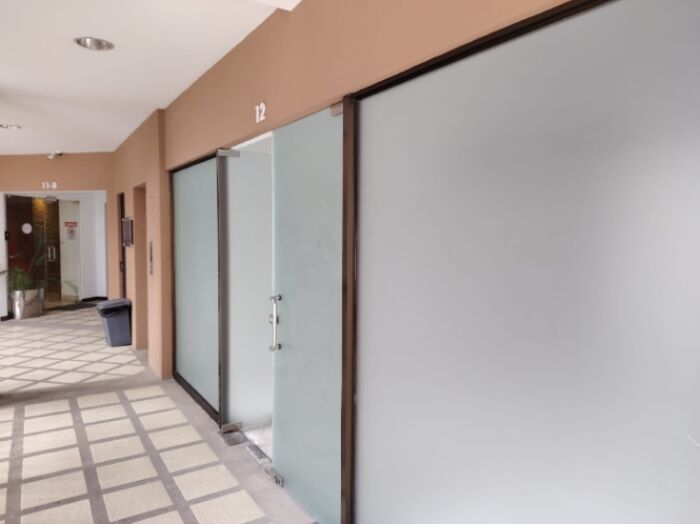 ALQUILER DE LOCAL, SAN JOSE, GUACHIPELIN - 9588627 in Escazú, San José — $1,716
