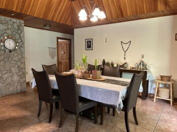 Casa en alquiler en la Guácima con apartamento y amplio jardín #26-1890 GS en Guácima, Alajuela — $2,000 - Foto 4 de 15