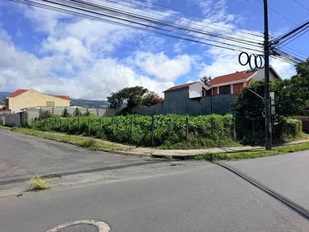Venta de lote en Cartago de uso mixto, Boulevard del Molino en Oriental, Cartago — ₡ 120 000 000