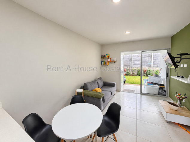 Venta de Casa de una sola planta en Condominio Naos Heredia 27-861 en Barrantes, Flores, Heredia — ₡ 90 000 000 - Foto 3 de 10