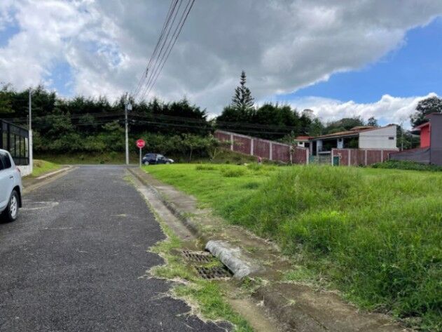 Lote en venta en San Rafael, Montes de Oca. in San Rafael, Montes De Oca, San José — $750,000
