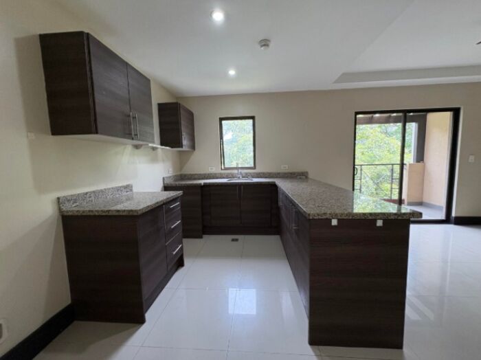 Alquiler de Apartamento en Brasil de Santa Ana. RAH 26-411 en Brasil, Santa Ana, San José — $1,300