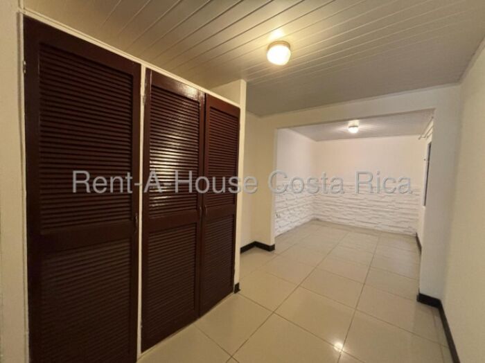 Venta | Dos apartamentos independientes para inversión en Tibás #26-1460 GS en San Juan, Tibás, San José — $200,000