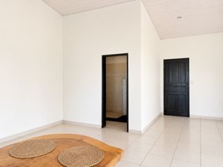 Venta de casa y terreno en Marbella in Cuajiniquil, Santa Cruz, Guanacaste — $417,000 - Photo 5 of 18