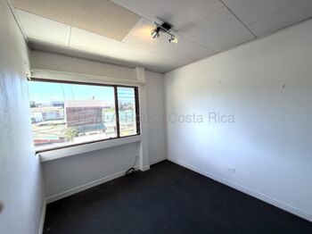 Venta de Casa en Goicoechea-Guadalupe. RAH 26-1561 en Guadalupe, Goicoechea, San José — 137 000 000 ₡ - Foto 5 de 18