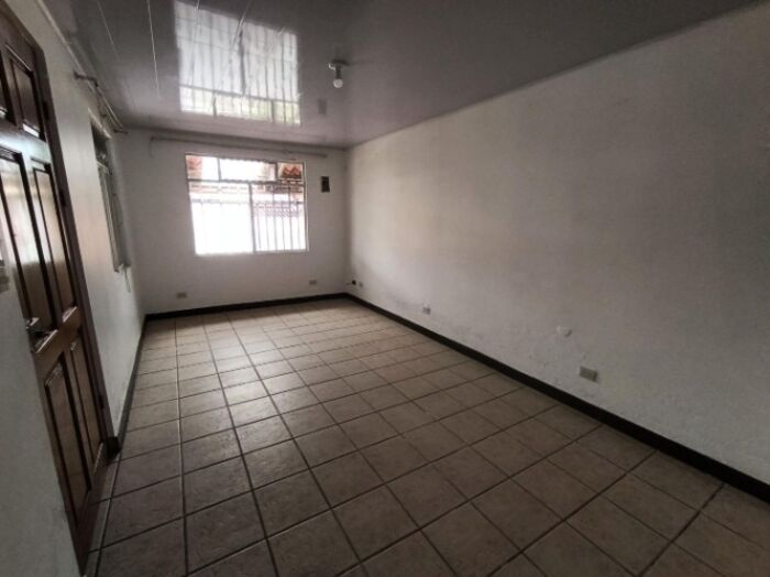 Venta de Casa en Ipis-Goicoechea, San José. RAH 26-250 en Ipís, Goicoechea, San José — $133,000