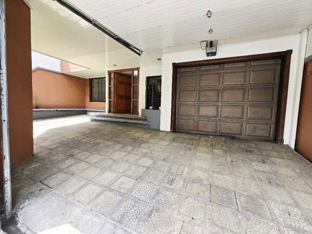 VENTA DE CASA GRANDE MERCEDES NORTE HEREDIA in Mercedes, Heredia — ₡ 250 000 000 - Photo 3 of 61
