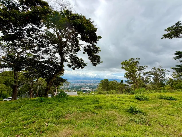 Lote #9 San Antonio, Escazú en San Antonio, Escazú, San José — $250,000 - Foto 3 de 10
