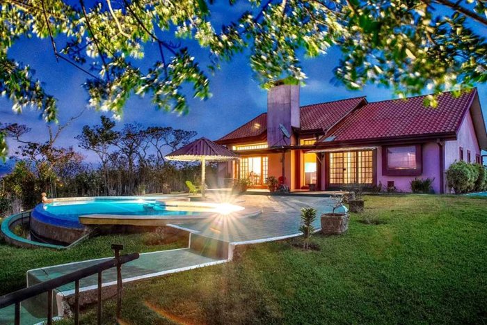 Hermosa Propiedad con Vistas En San Ramón in San Ramón, Alajuela — $2,000,000