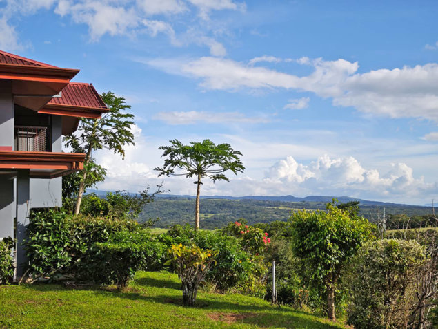 Hermosa Hacienda Cerca del Aeropuerto de Liberia con Clima Perfecto en Liberia, Guanacaste — $730,000 - Foto 2 de 60