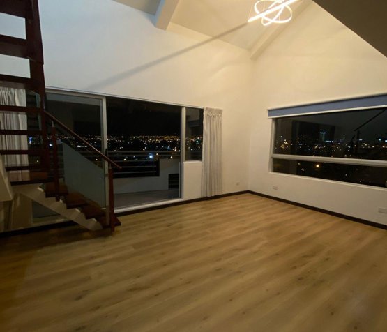 Alquiler de Pent House en Sabana Norte en Merced, San José — $1,300 - Foto 3 de 19